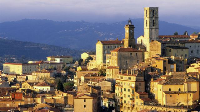 Landing Grasse Cmoirenc 004219 1920x1080 1