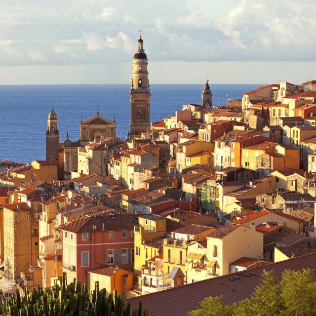 Visit menton