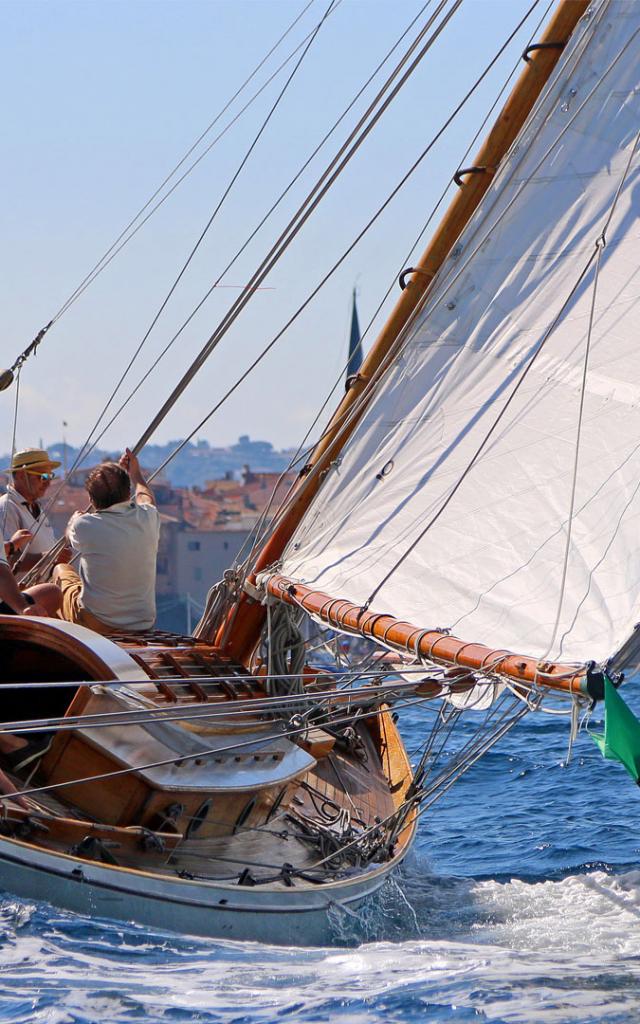 Landing Saint Tropez Voiles 2016 E Bertrand 1920x1080 1