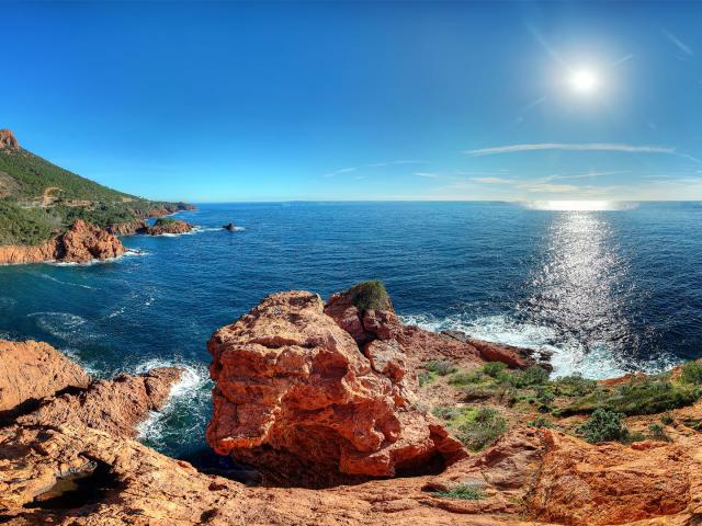 Vista panoramica sul mare dell'Esterel