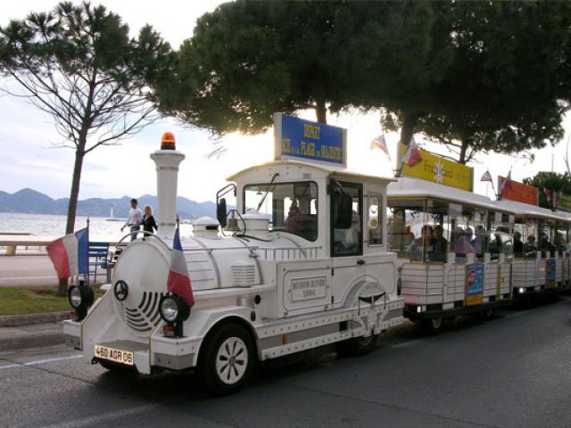 copy-petit-train-de-cannes-557x400-1.jpg