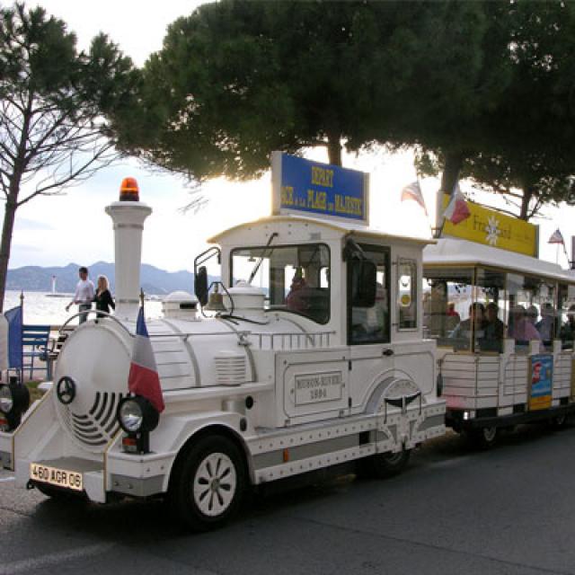 copy-petit-train-de-cannes-557x400-1.jpg