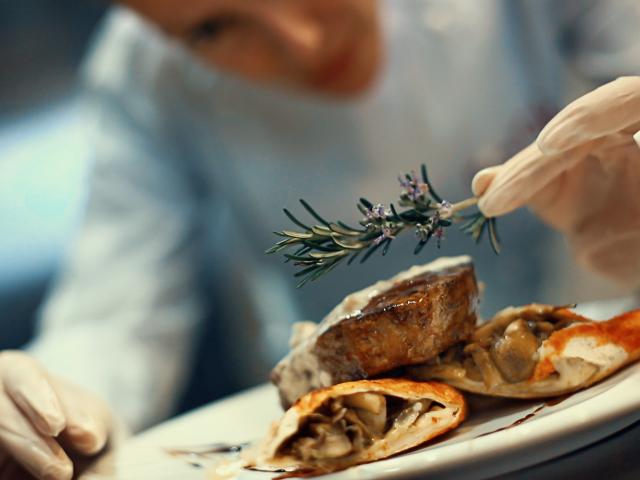 vignette-maitre-restaurateurs-istock-598223378.jpg