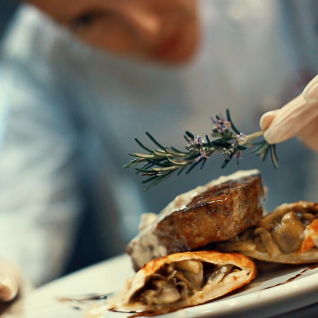 vignette-maitre-restaurateurs-istock-598223378.jpg