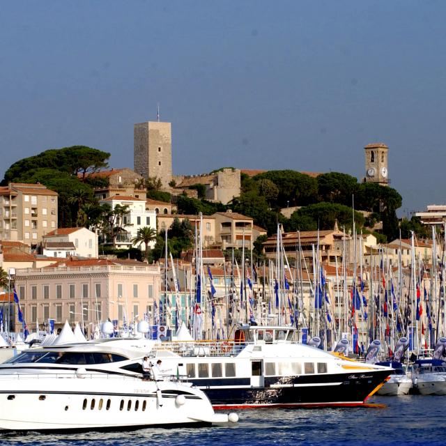 hôtel centre ville cannes