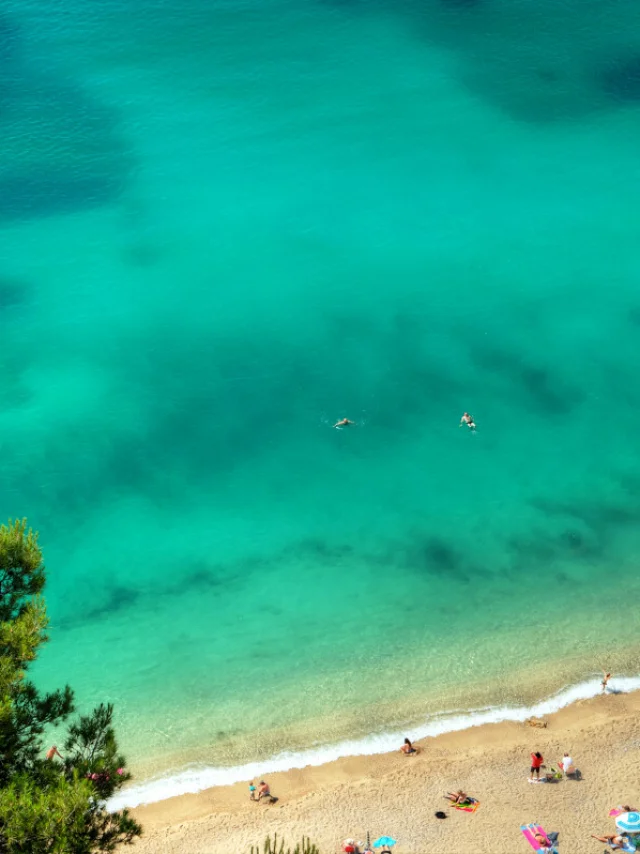 Les Eaux Turquoises De Villefranche
