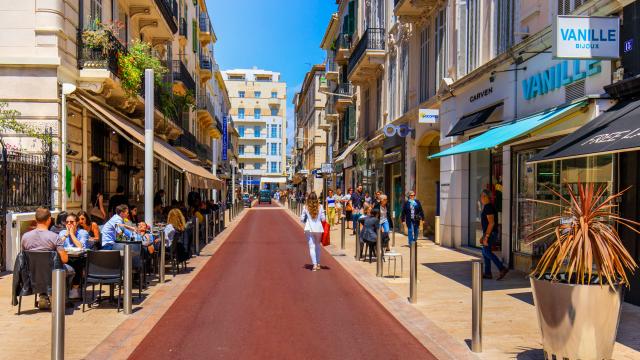 Rue Commandant André in Cannes