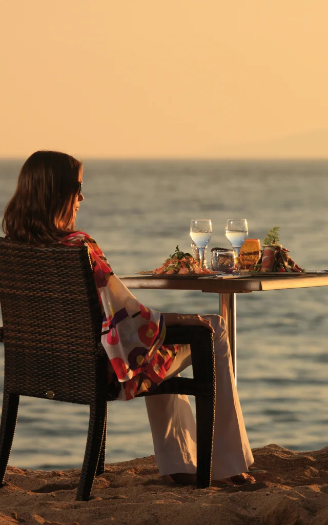 Cena in spiaggia a Cannes