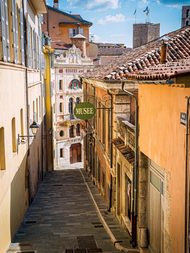 Rue Mirabeau Ville De Grasse