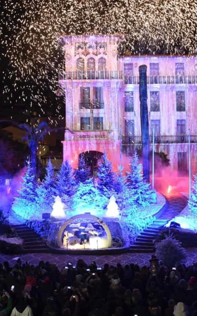 illuminations-hotel-de-ville1-Credit-Ville-Le-Cannet.jpg