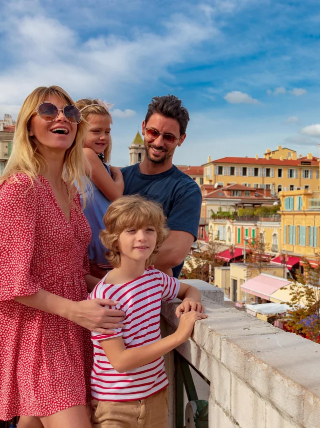 Famille Cours Saleya Nice Crt Cote D Azur France Jeromekelagopian1