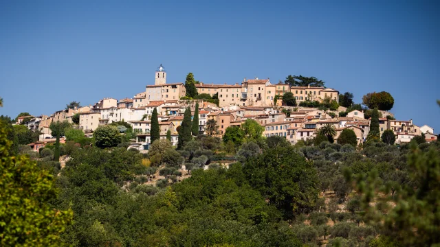 Block 2 Village De Chateauneuf Copyright Casa