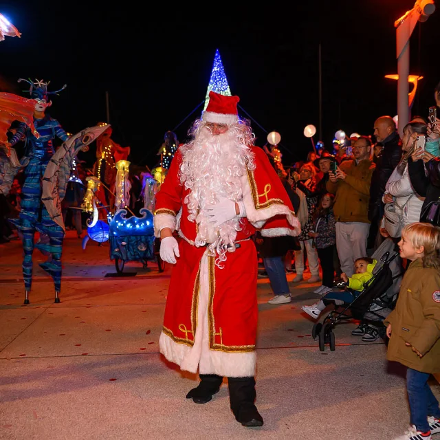 Arrivée du Père Noël à Saint-Raphaël en 2023