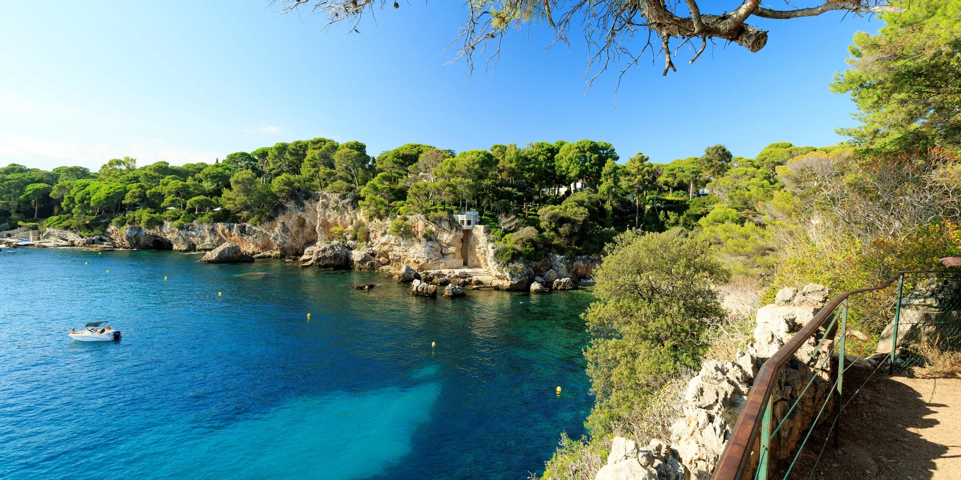 Cap D Antibes Sentier Douanier Autour De La Villa Eilenroc